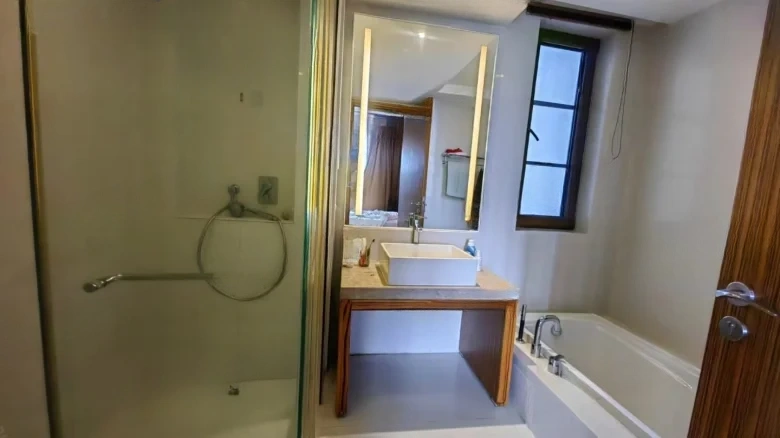 Half Mountain Peninsula - View 7