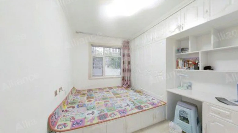 Vanke East Bay Peninsula District A - View 2