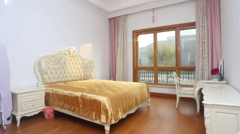 Green City Rose Garden - View 9