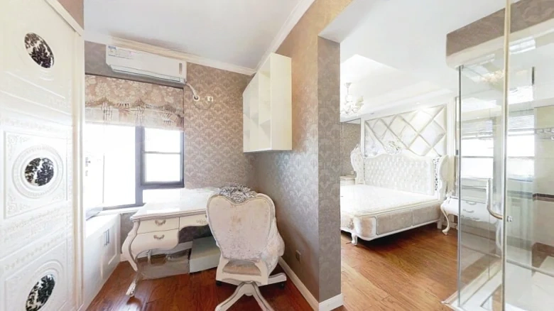 Hui Jin International - View 3