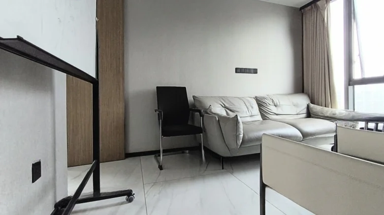 Platinum Crystal Sky Residence - View 5