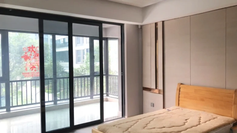 China Railway Westfield Imperial Grove - View 4