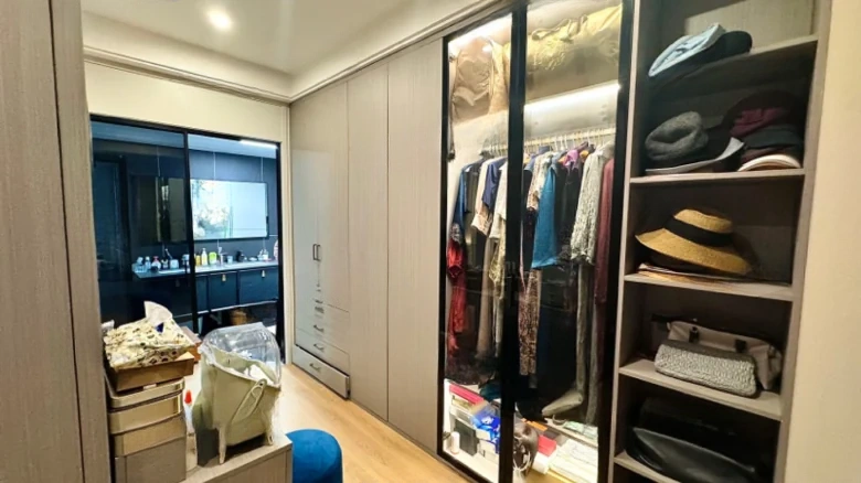 Kingbird Lumiere - View 3