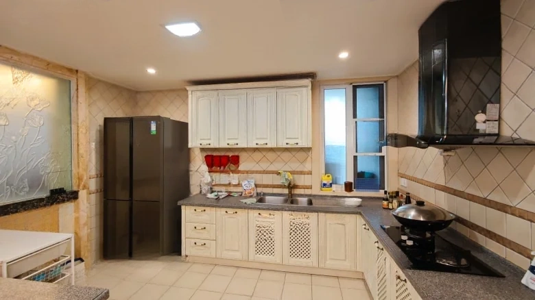 Evergreen Humanities Villa - View 17