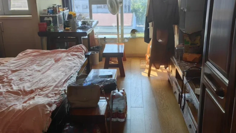 Mamba Tower Office Building - View 3