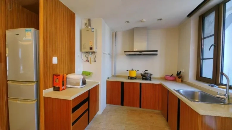 Half Mountain Peninsula - View 6