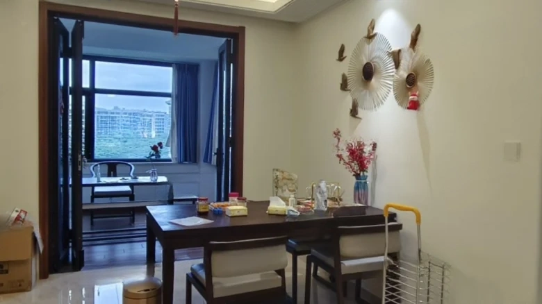 Huayue Haitang - View 3