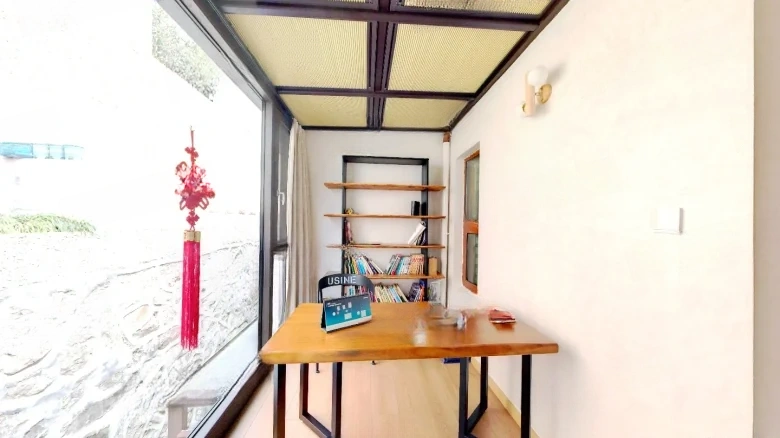 Elegant Retreat South Mountain - View 4