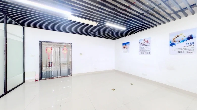 Kingke Building - View 5