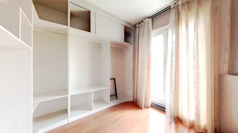 Golf Lakeview Flower Garden - View 5