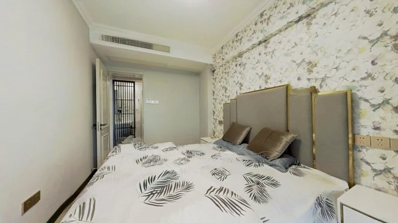 Eastern Supreme Lord - View 3