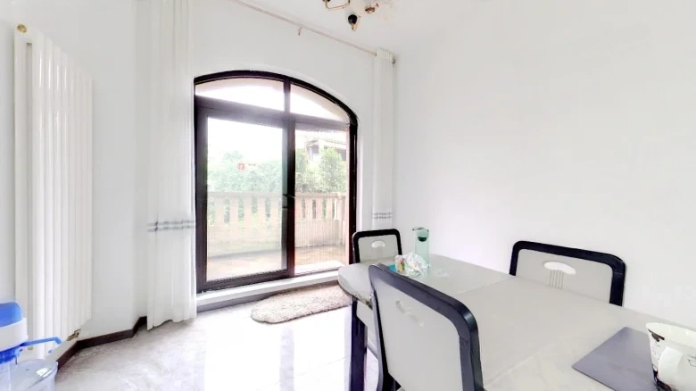 Poly Real Roland Sea Bay - View 10