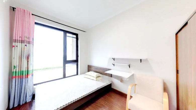 Luhu Crystal Bay Liwan - View 2