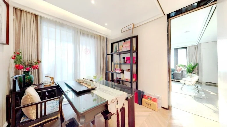 Silver Abundance Jade Seal City Dragon Mansion - View 4