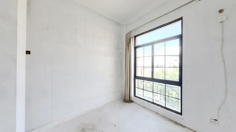 Spring Verdant Villa - View 10