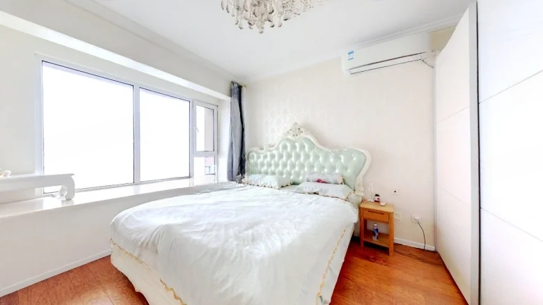 Zhonghai Silver Sea 1号 - View 2