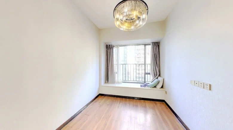 Poly Property Heartwhisper - View 3