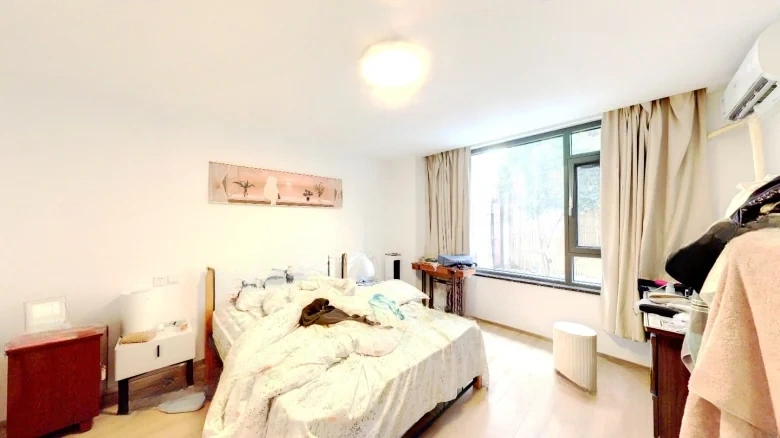 Park 1903 SaintVivant - View 3