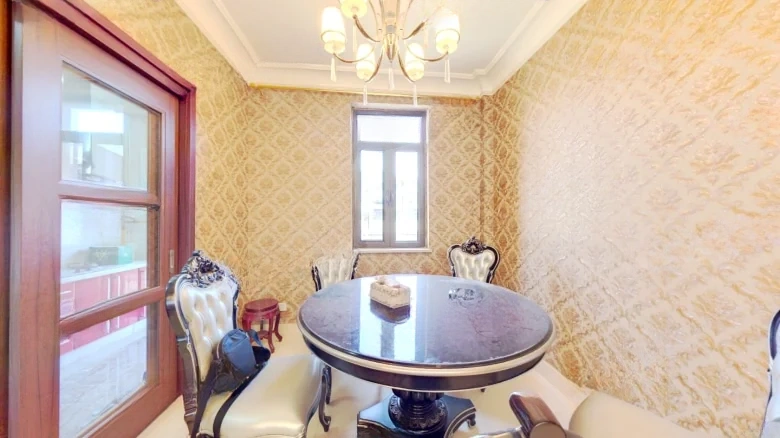 Cambridge Manor - View 8