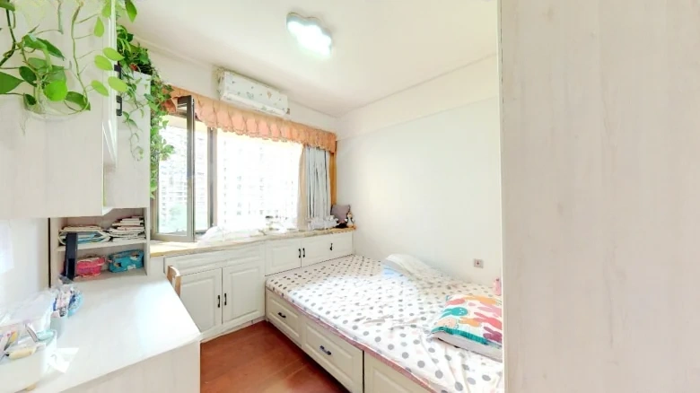 Star River Bay 4 Garden - View 2