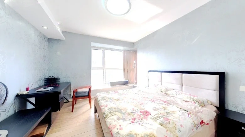 Silver City West Embankment International District III - View 2