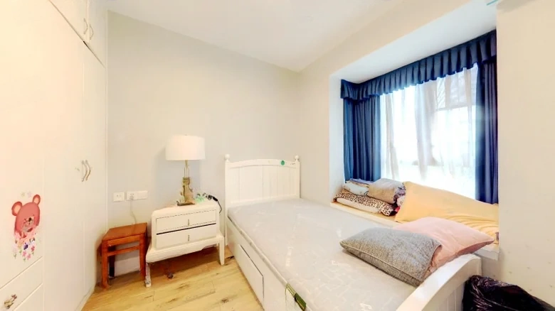 Leisurely Stroll in the Courtyard - View 3