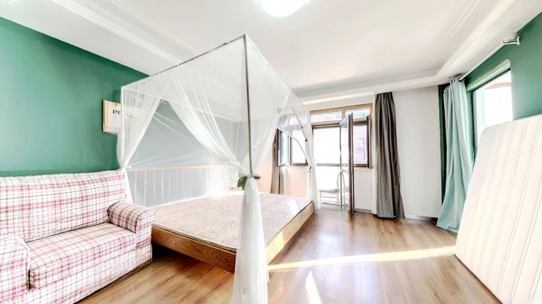 Vanke Rose Garden - View 2