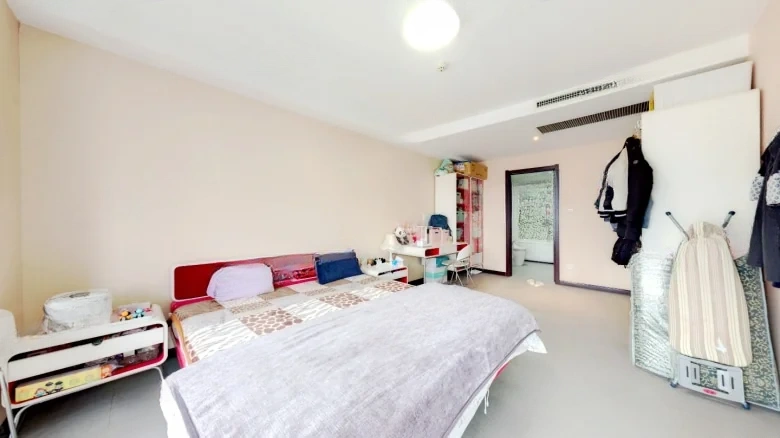 Hyatt Center - View 3