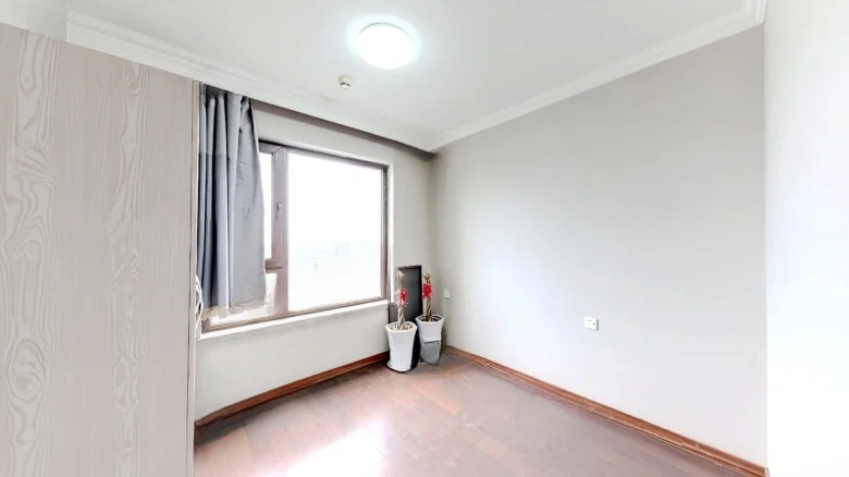 Rising Splendor Brocade Hall - View 5