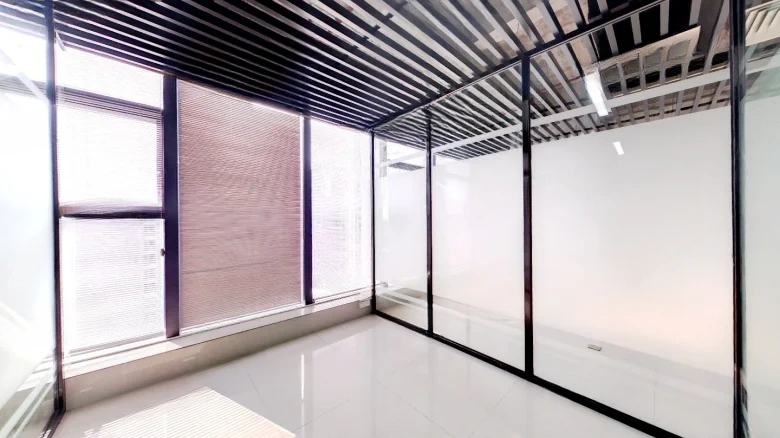 Kingke Building - View 3