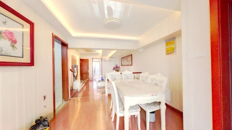 Palace Manor Street - View 6