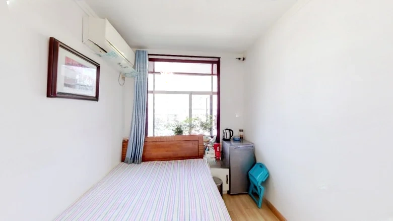 Xinhua Building - View 1