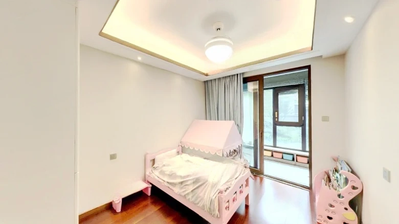 Jadeite Sky Domain Hill Garden - View 4