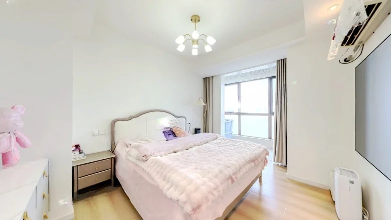 De Yong International Plaza - View 1