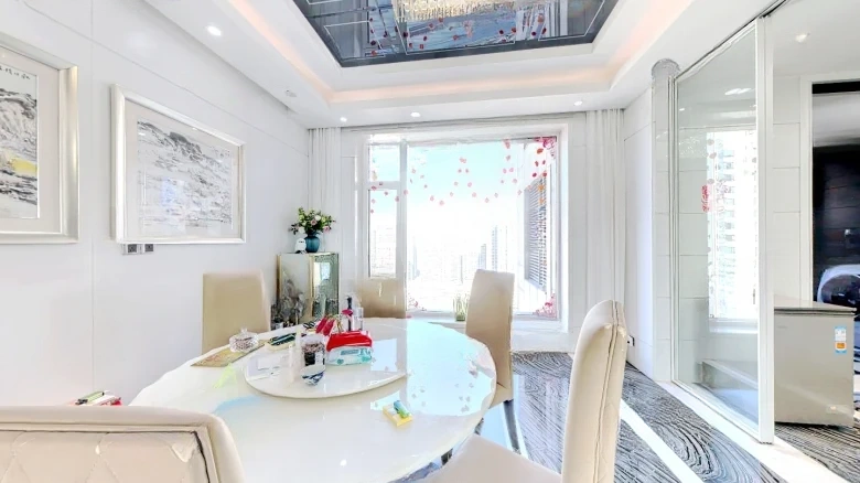 Sky-Piercing Rock - View 7