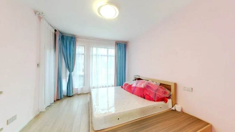 Dudok Urban Bloc 1st Compound - View 2