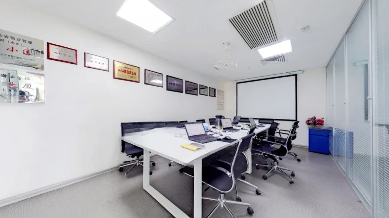 Manhattan Mansion - View 1