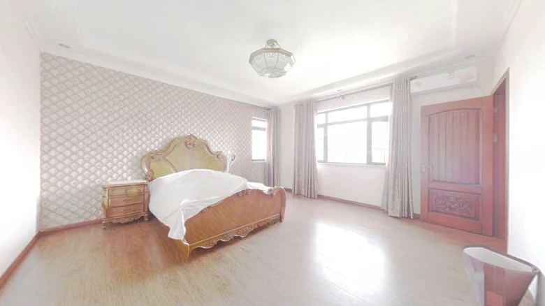 Greenland Olive Tree - View 2