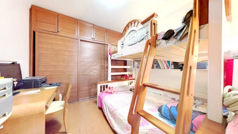 Dawanda Plaza Emperor's View Garden - View 1