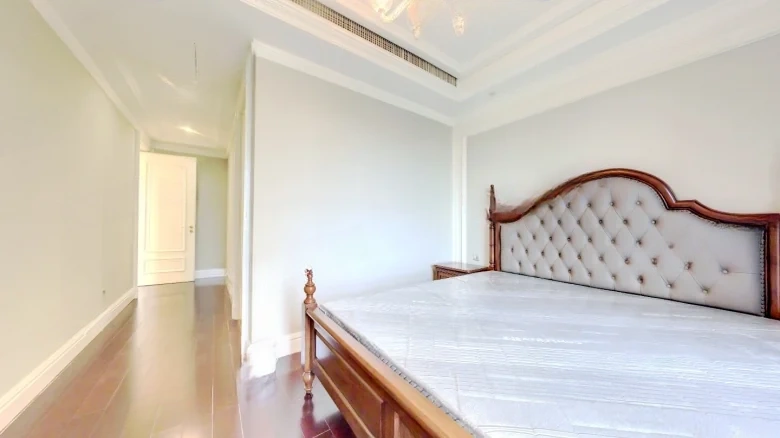 Wanda Mansion - View 4