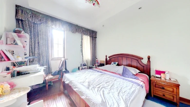 Central Villa Bluecaster - View 6