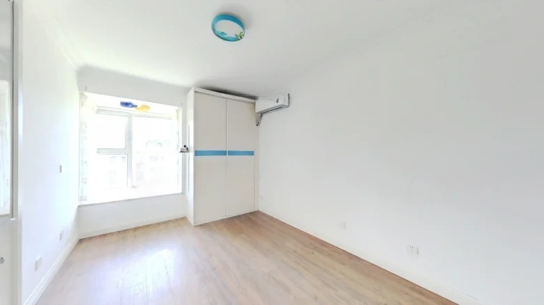 Magnificent View New World - View 3