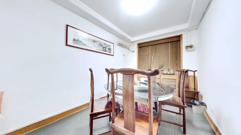 Victory Avenue - View 2