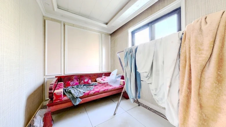 Baili Haishang Luolan - View 2