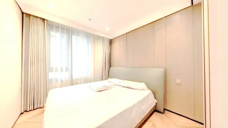 Silver Abundance Jade Seal City Dragon Mansion - View 3