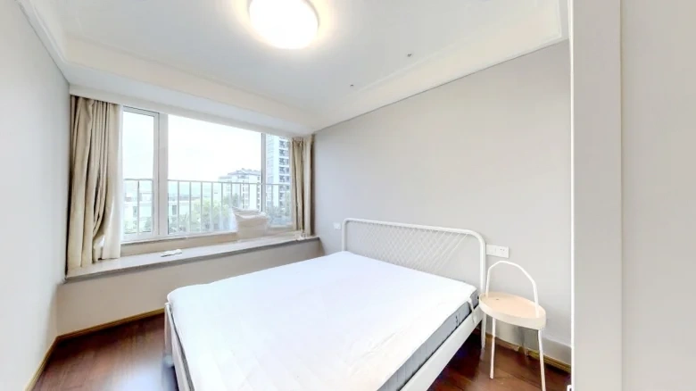 Binhai Imperial Iris Mansion - View 2