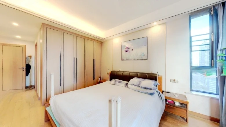 Mountain Sea Bay - View 3