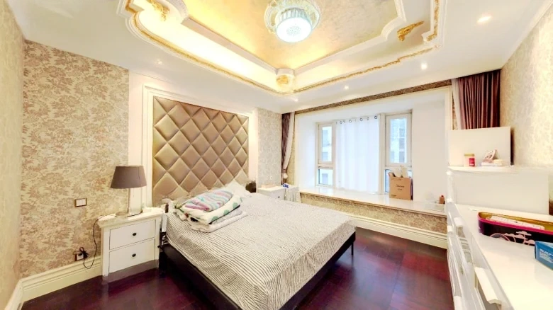 Wanda Mansion - View 2