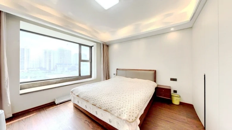 Silver Rich Imperial City Mountain Harmony Court - View 2