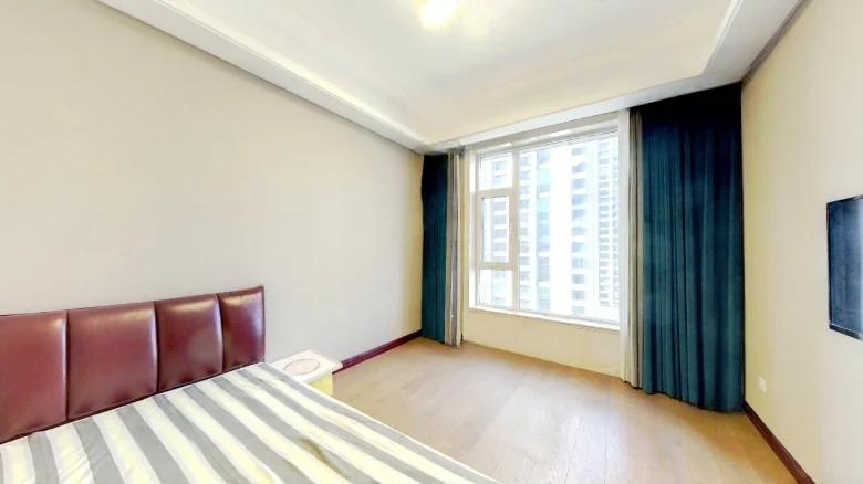 Skyscraping Stone - View 5